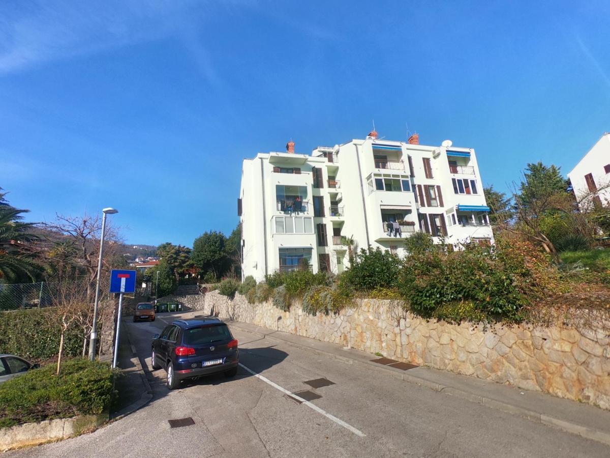 Apartman Doris Lovran Exterior photo