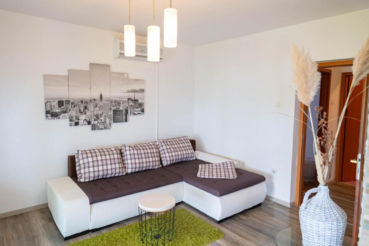Apartman Doris Lovran Exterior photo